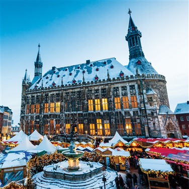 Valkenburg & Aachen Christmas Markets