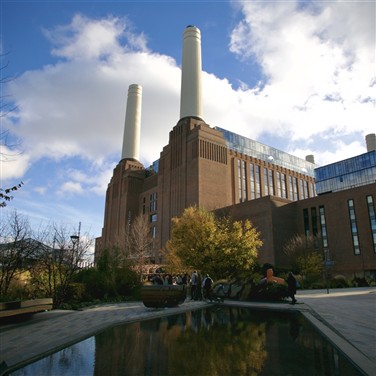 Battersea Power Station & Lift 109