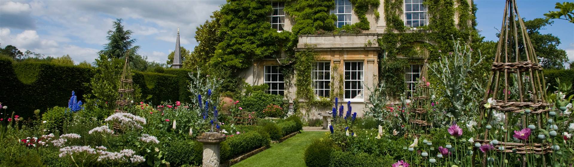 Highgrove Royal Gardens with Lunch