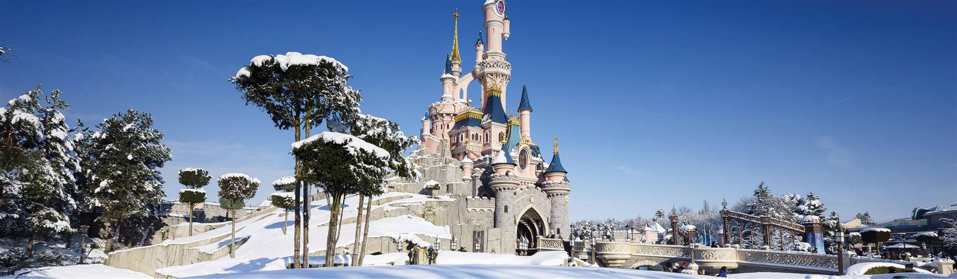 Enchanted Christmas at Disneyland Paris 